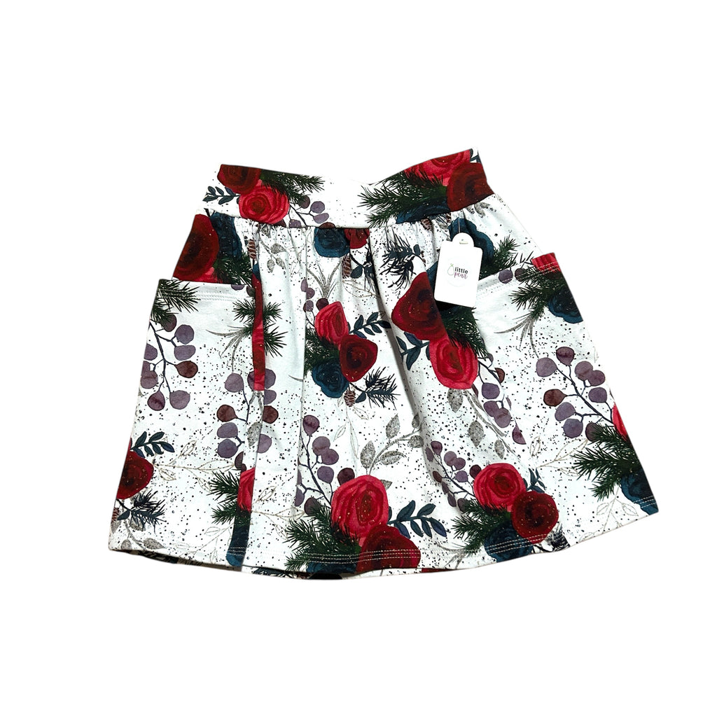 Poinsettia pocket skirt size 7/8