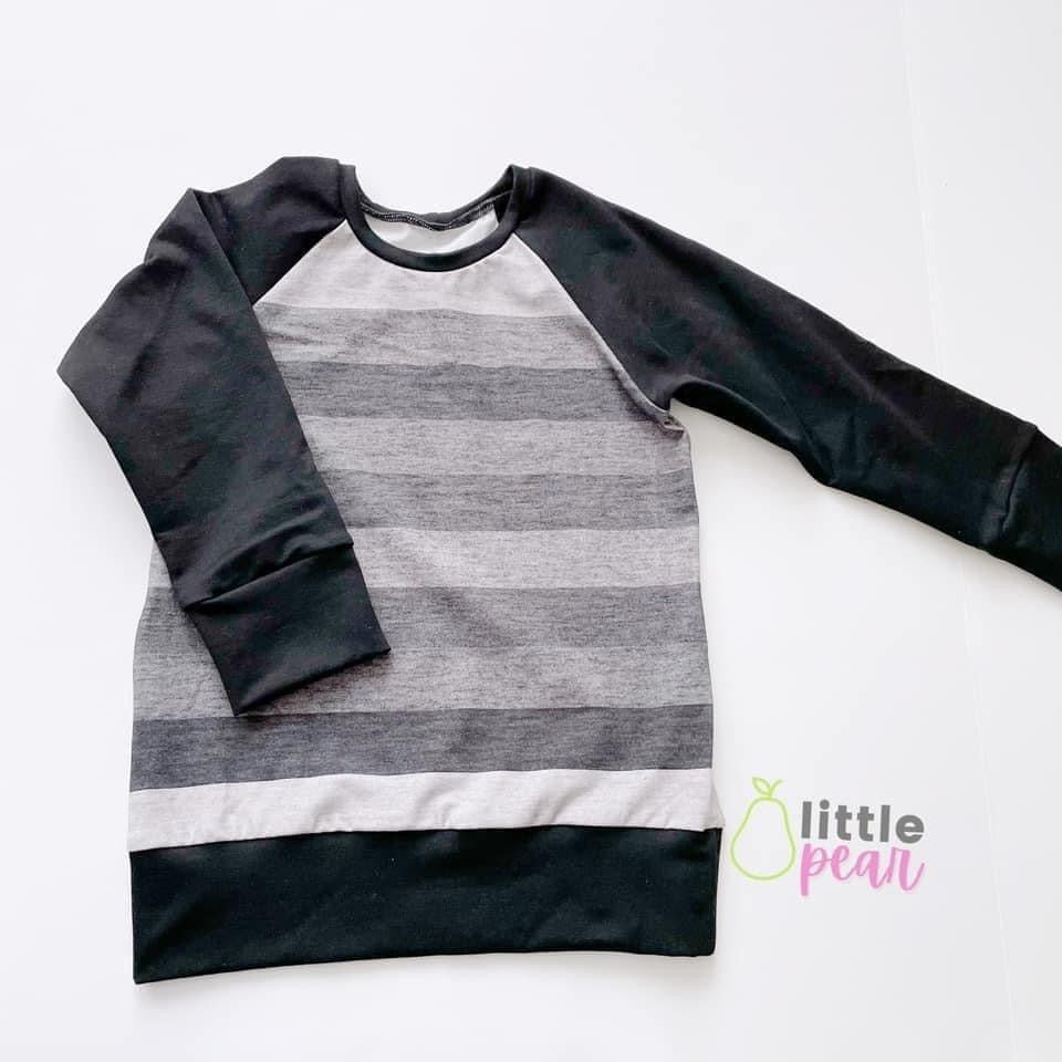Surprise print raglan