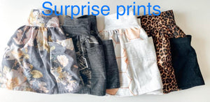 Surprise Soren pocket skirt